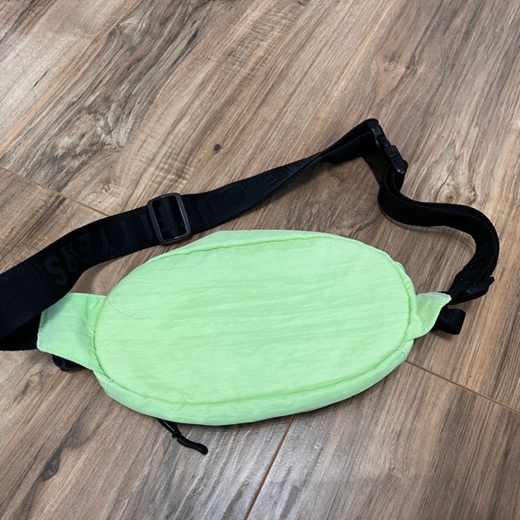 American Eagle chest bag - Picture 2 of 4